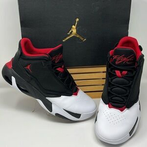 Jordan Max Aura 4 Basketball Shoes Black/Red/White Sz. 13